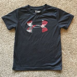 Boys Under Armour t-shirt